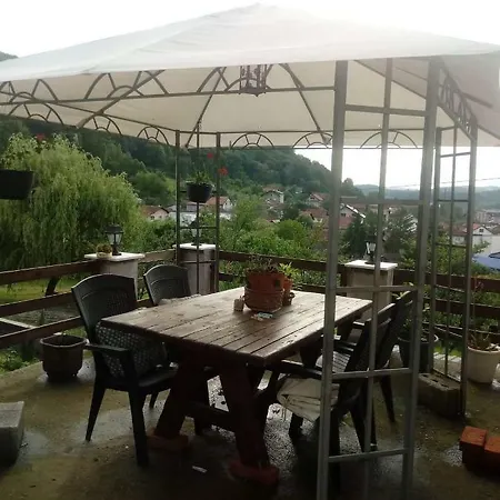 Amra Apartament *