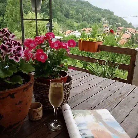 Amra Tuzla